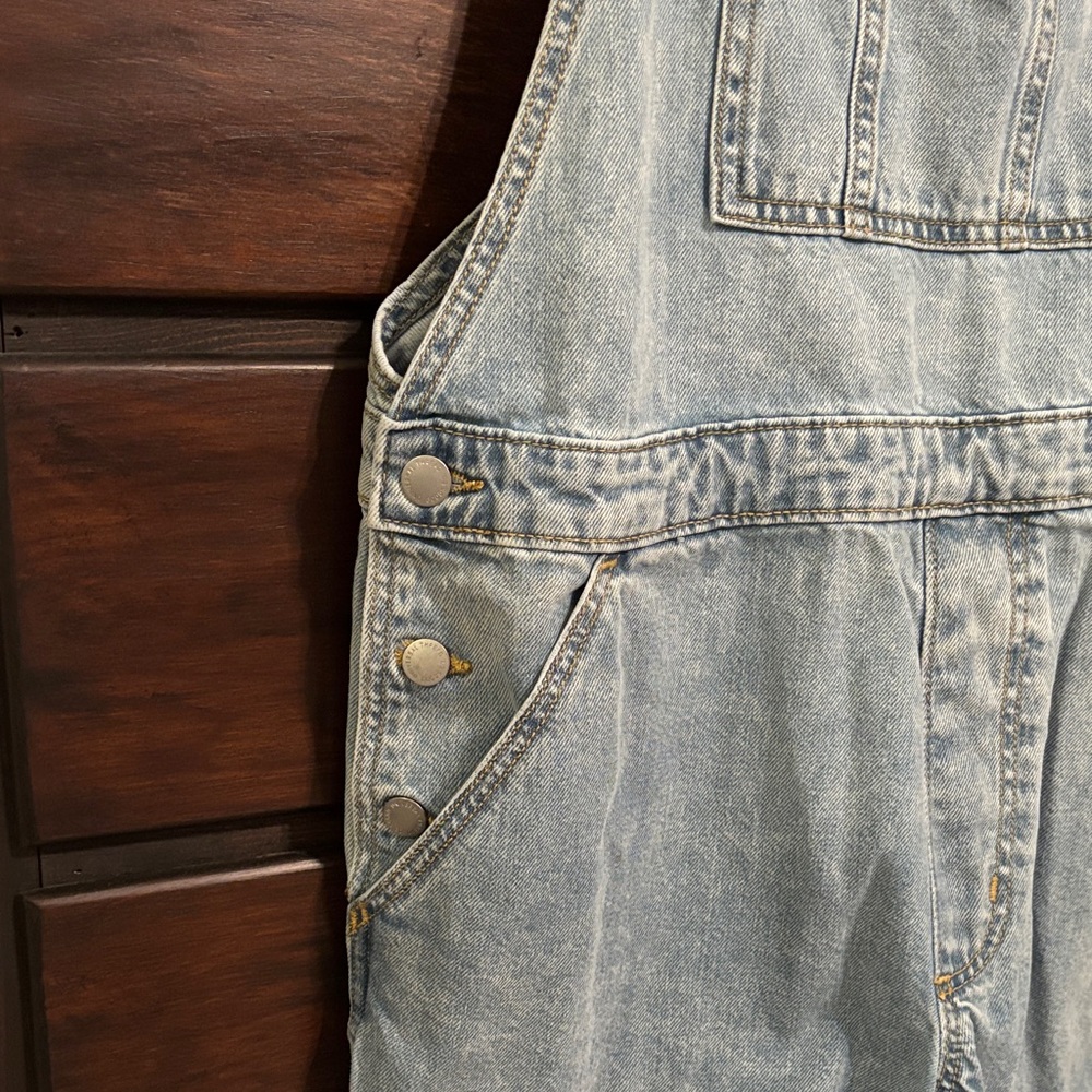 Universal Thread Light Blue Denim Overalls - Picture 3 of 6